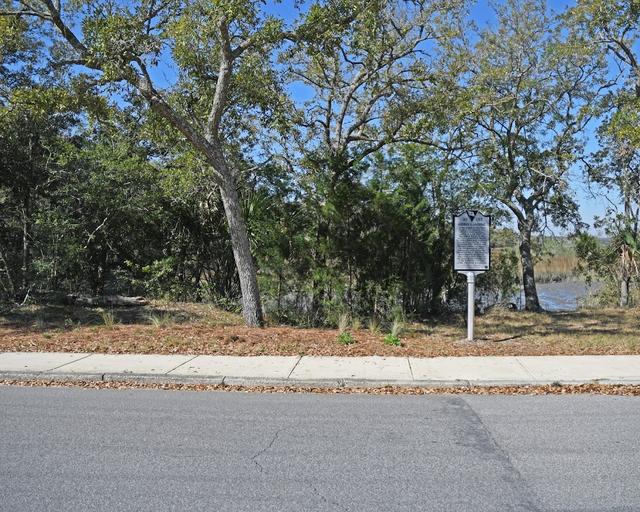 Gibbes Landing — photo 1