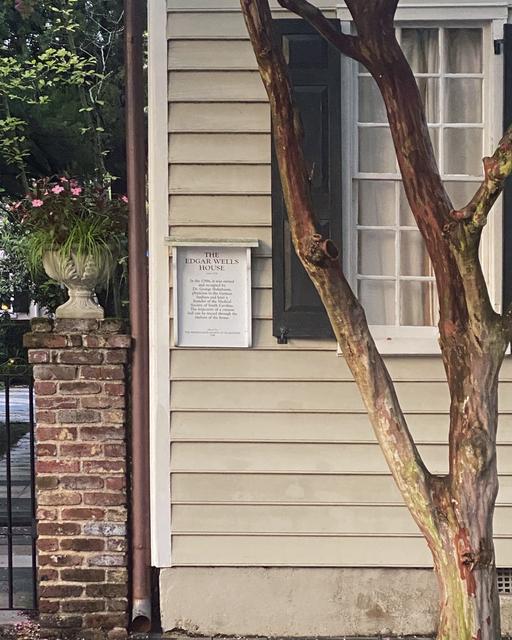The Edgar Wells House — photo 3