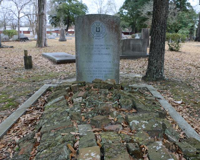 Grave of Unknown Fraser Highlander — photo 2