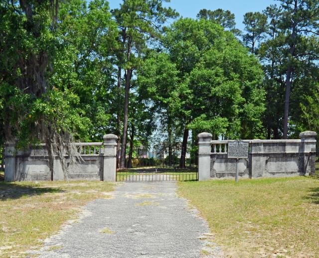 Old White Meeting House and Cemetery — photo 1