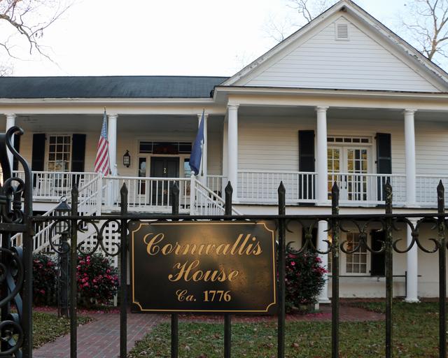 Cornwallis House — photo 1