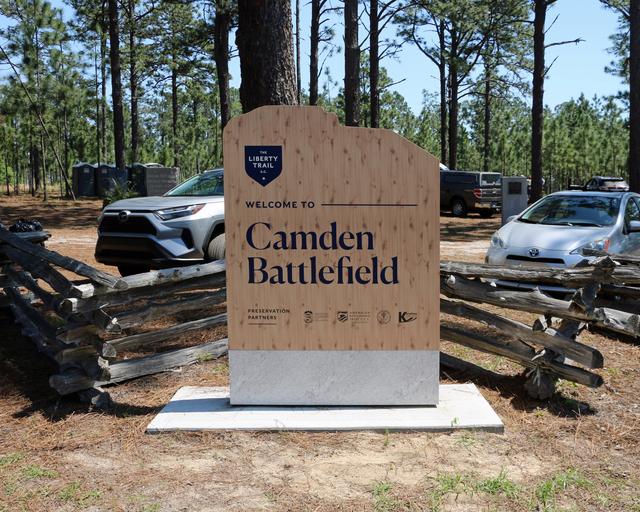 Welcome to Camden Battlefield — photo 2