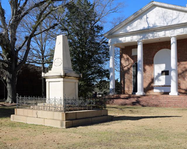 The De Kalb Monument — photo 2