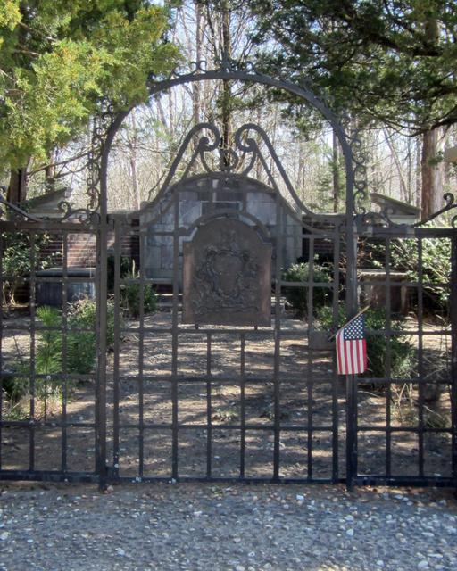 Gen. William Richardson Davie Grave — photo 2