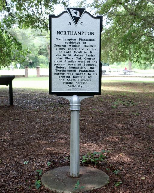 Grave of Major Majoribanks/Northampton — photo 3