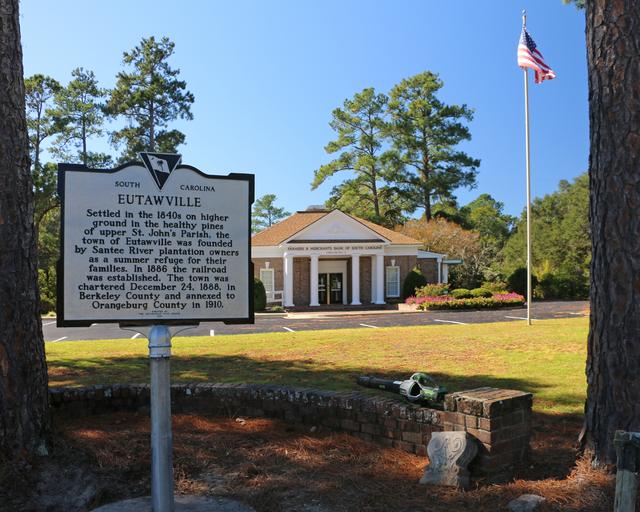Eutawville — photo 1