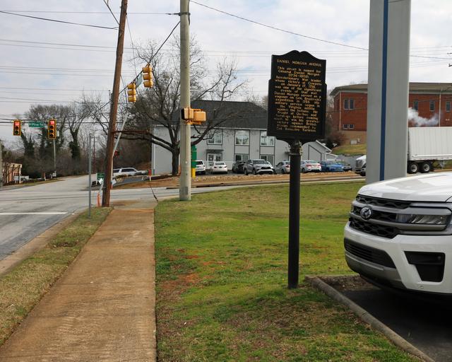 Daniel Morgan Avenue — photo 1