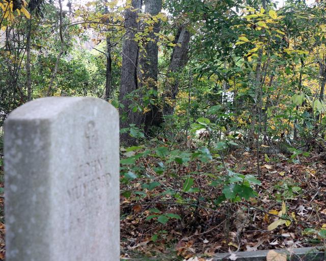 Capt. John Mumford’s Grave — photo 2
