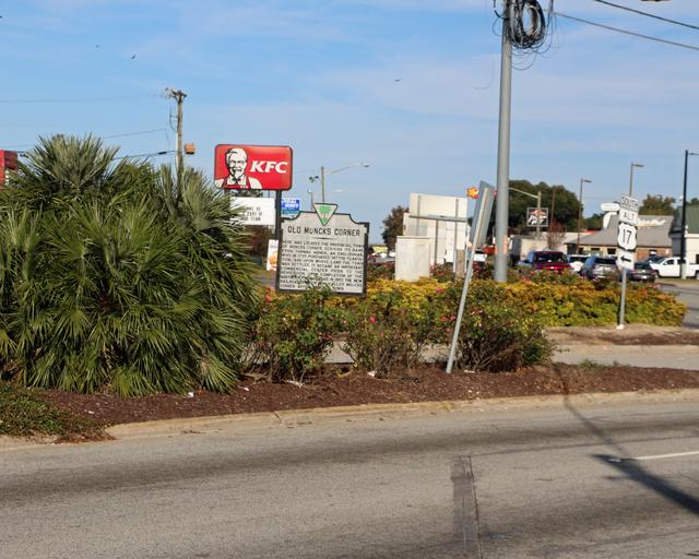 Old Moncks Corner — photo 2